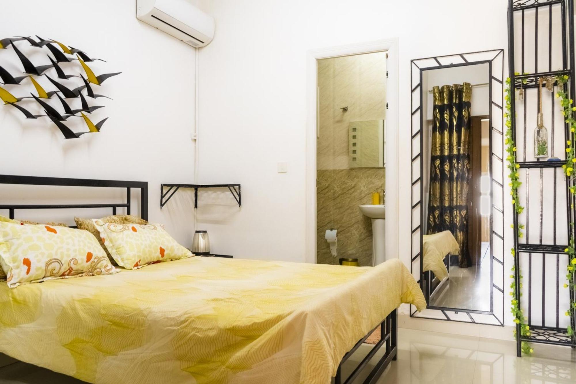 Chambres Meublees Avenue Cheikh Anta Diop Dakar Exterior photo