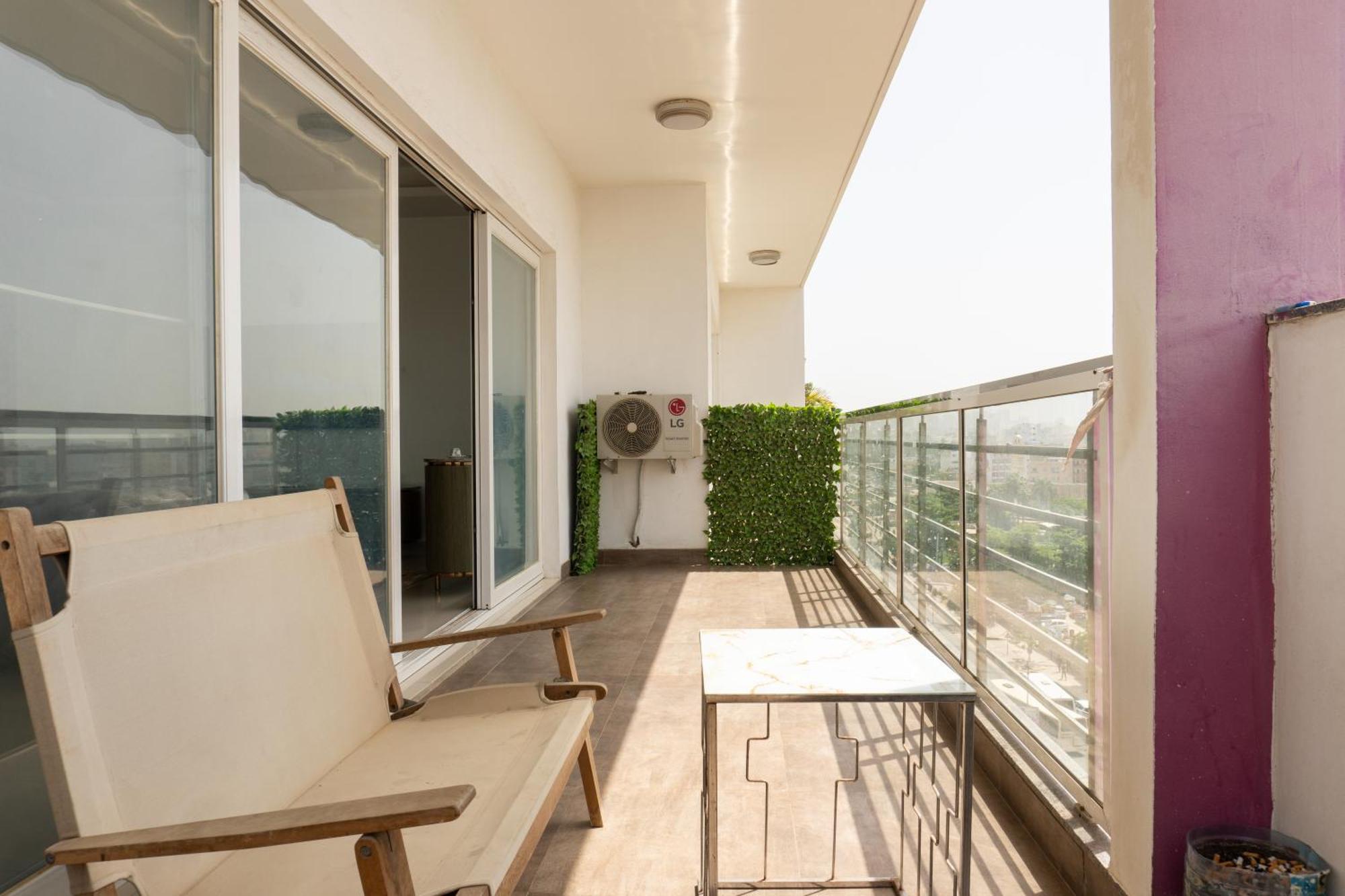 Chambres Meublees Avenue Cheikh Anta Diop Dakar Exterior photo